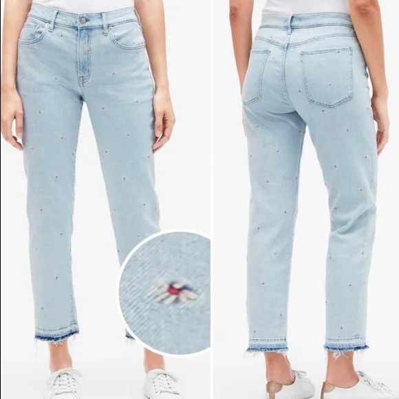 GAP | Daisy Embroidered Girlfriend Jeans - Picture 1 of 10